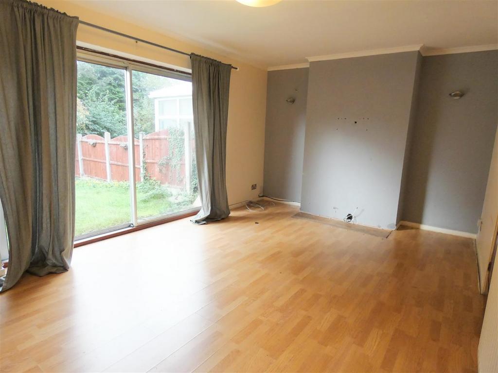 Wheaton Vale, Handsworth Wood... 3 bed semidetached house £240,000