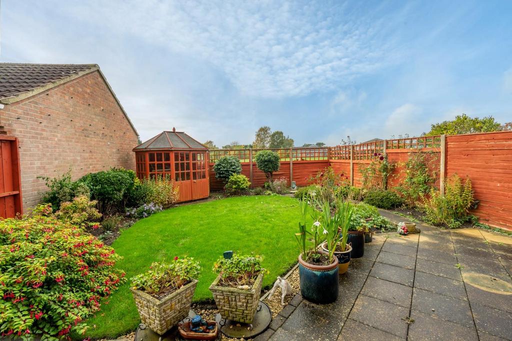 Geldof Road, Huntington, York 4 bed detached house £400,000