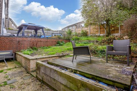 102 Darlton Drive, Arnold, Nottingham, NG5 7LW