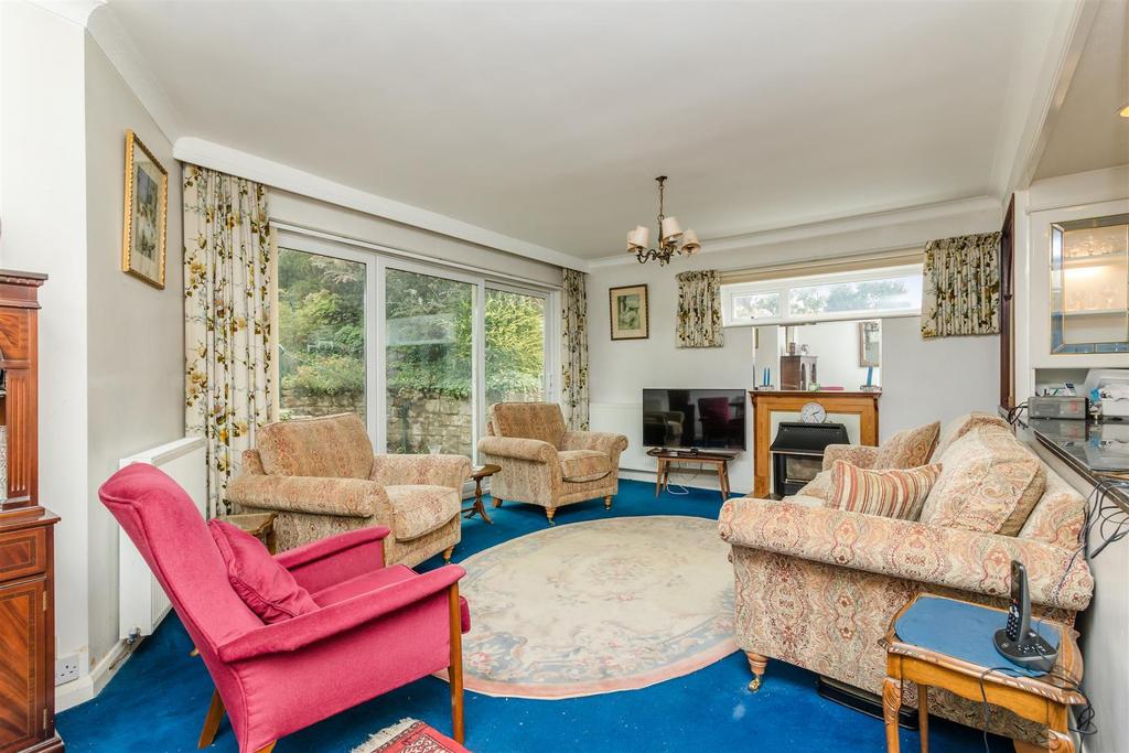 Barn Rise, Brighton 2 bed semidetached house £425,000