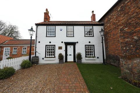 3 bedroom cottage for sale - Magdalen Gate, Hedon, Hull