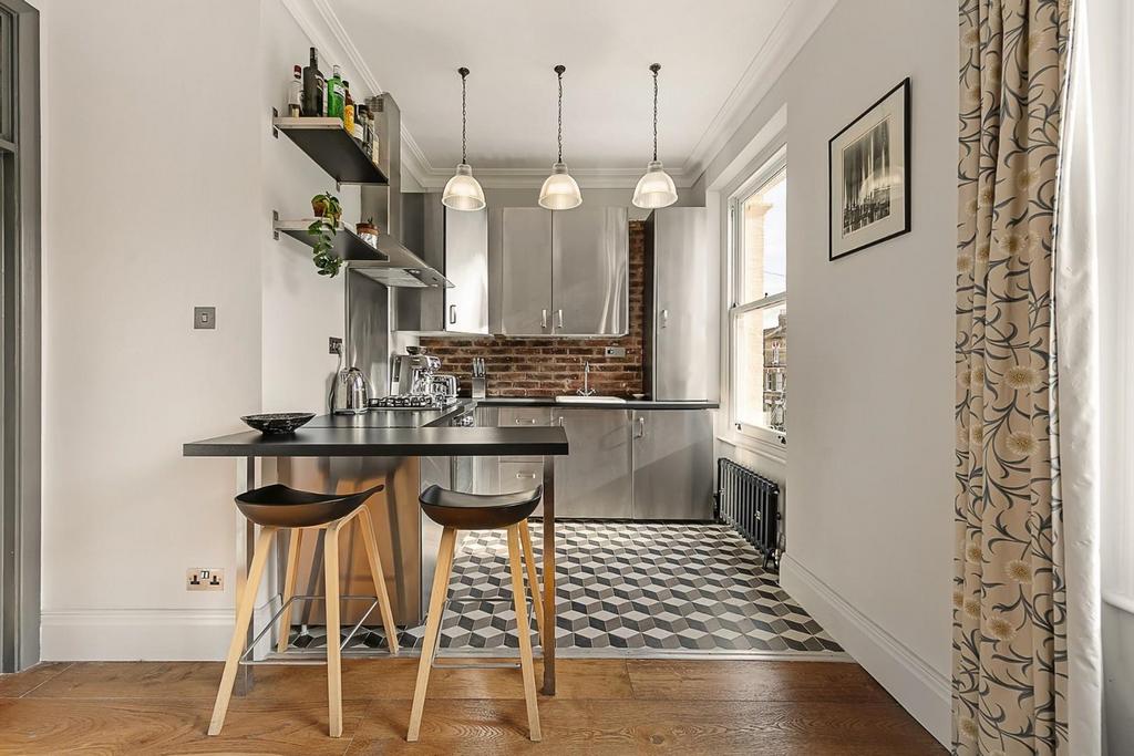 Kitchen (4).jpg