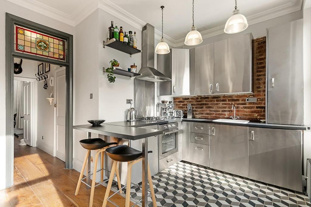 Kitchen (2).jpg