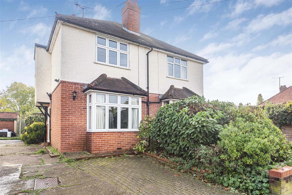 Church End Lane, Tilehurst, Reading 3 bed semidetached house £400,000