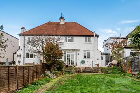 30 The Glade, Epsom, KT17 2HB