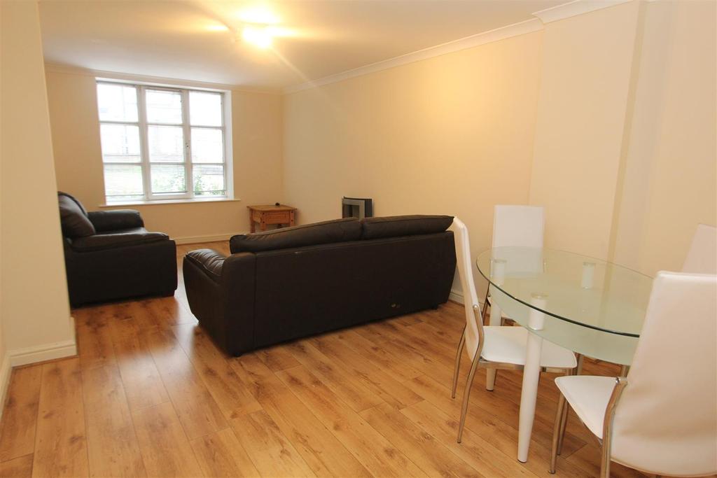 Living Room.JPG