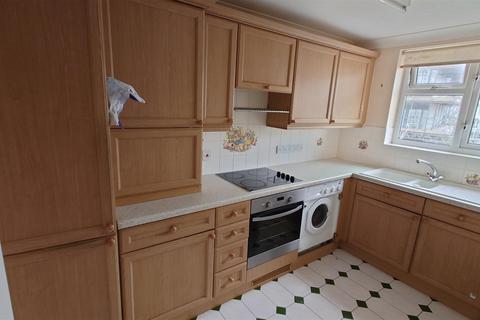 2 bedroom flat for sale - Park Road, Bexhill-On-Sea