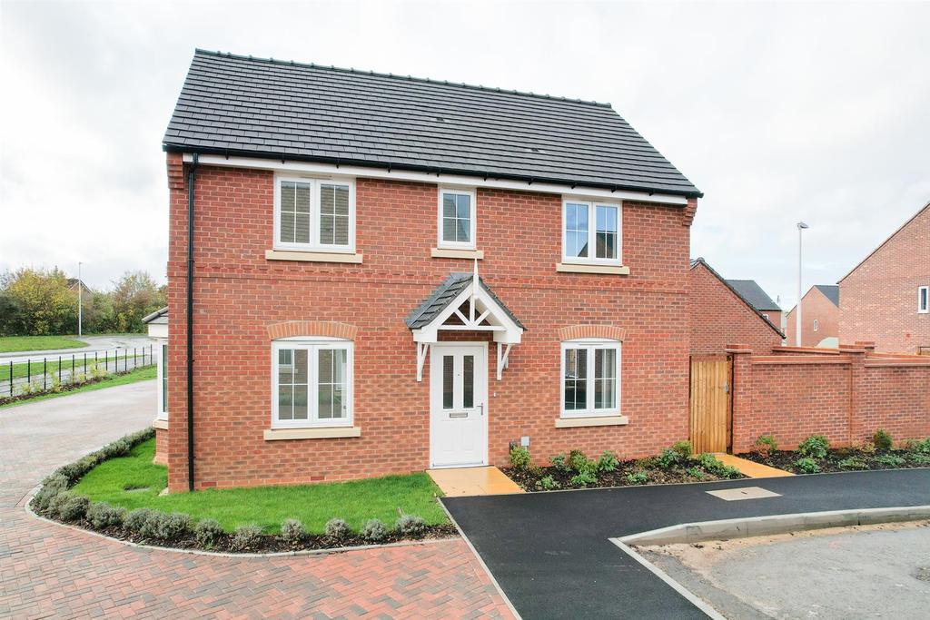 Merryweather Mews, StratfordUponAvon 3 bed detached house
