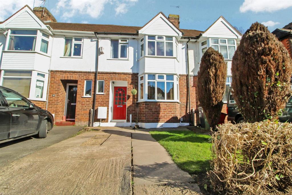 Taylor Avenue, Leamington Spa CV32 7SA 3 bed terraced house £1,300 pcm (£300 pw)