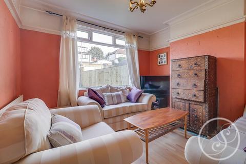 39 Easterly Road, Leeds, LS8 2TW
