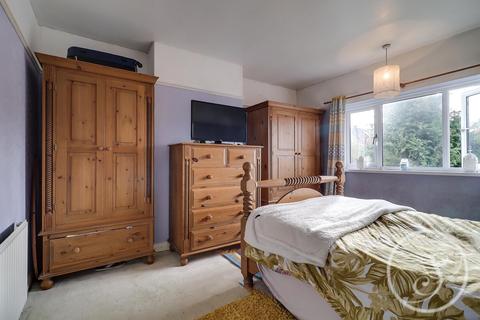 39 Easterly Road, Leeds, LS8 2TW