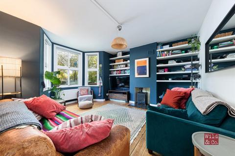 62 Fletching Road, London, E5 9QR