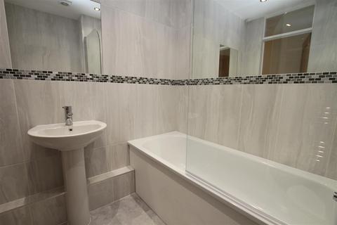 46 Weaverdale, Shoeburyness, Southend-on-sea, SS3 8XL