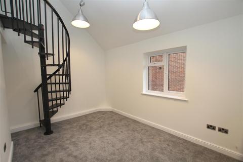 46 Weaverdale, Shoeburyness, Southend-on-sea, SS3 8XL