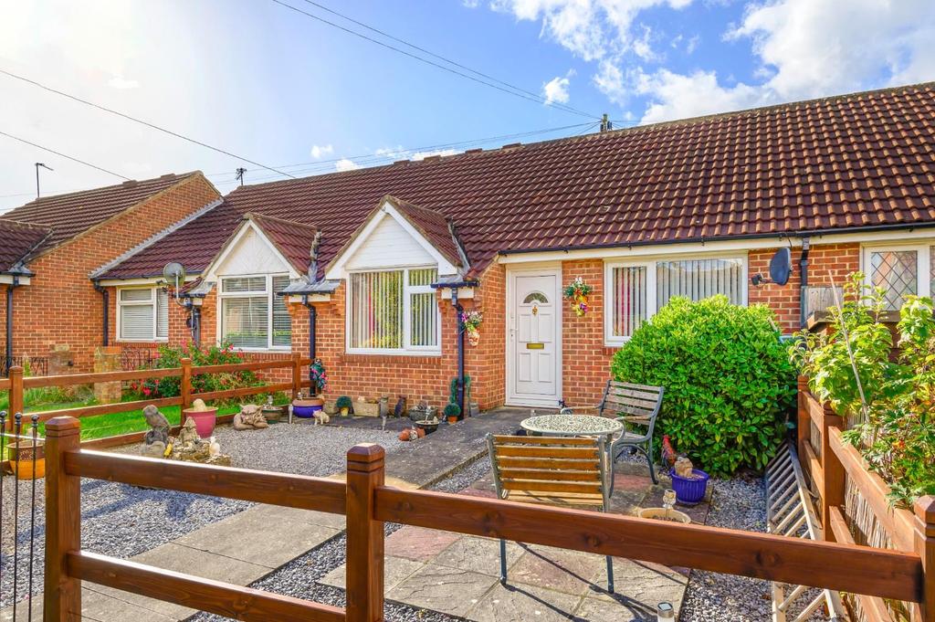 Kelcbar Way, Tadcaster 2 bed bungalow £170,000