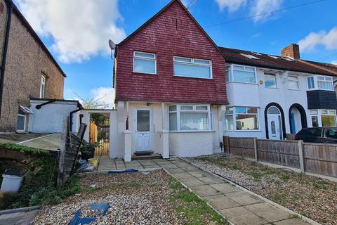 15 Bramblewood Close, Carshalton, SM5 1PQ
