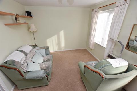 72 Albert Road, South Woodham Ferrers, Chelmsford, CM3 5LS