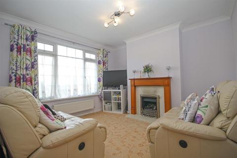 23 Broadstairs Road, Cardiff, CF11 8DE