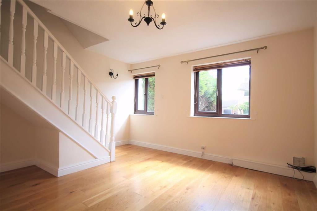 Somersby Avenue, Walton, Chesterfield, Derbyshire, S42 3 bed semi