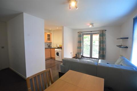 2 bedroom flat for sale - Windmill Road, Slough