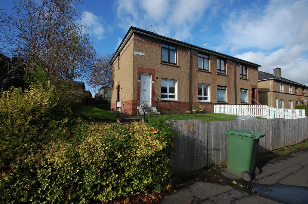 15 Hyndlee Drive, Cardonald, Glasgow, G52 2 bed flat for sale £105,000