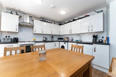6 bedroom terraced house to rent - Stanley Road, Brighton, BN1
