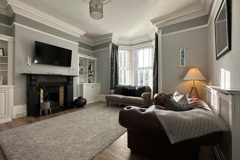 4 bedroom terraced house for sale - Wansbeck Road, Jarrow, Tyne and Wear, NE32 5ST