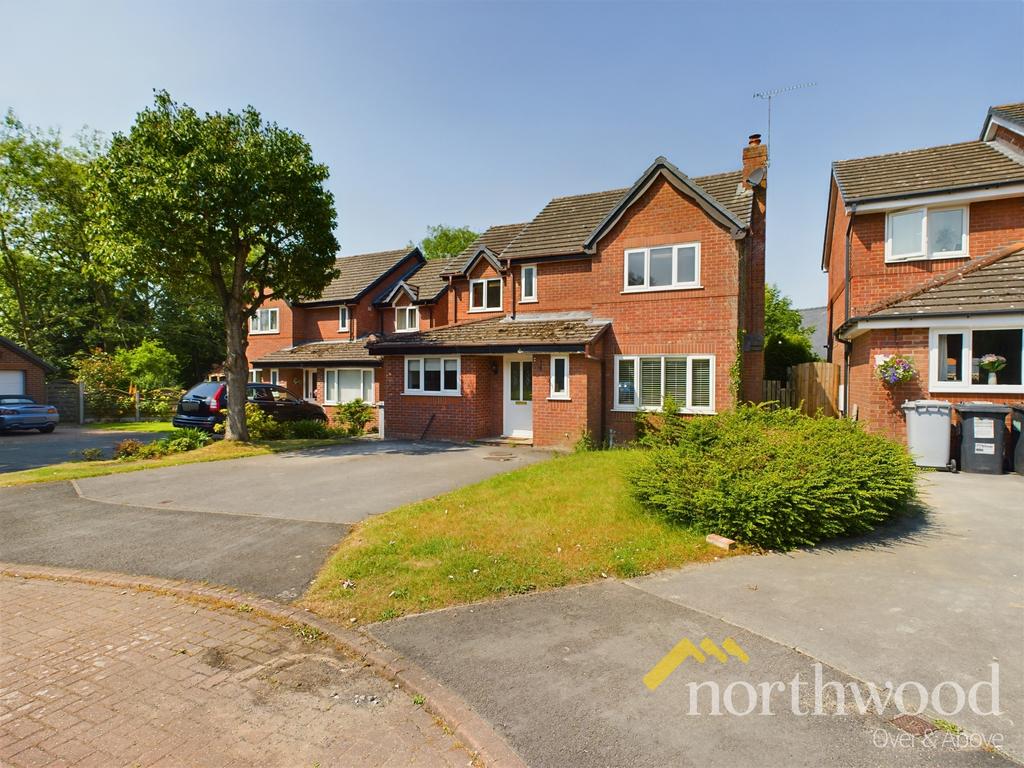 Newtons Crescent, Winterley, CW11 4 bed detached house for sale £350,000
