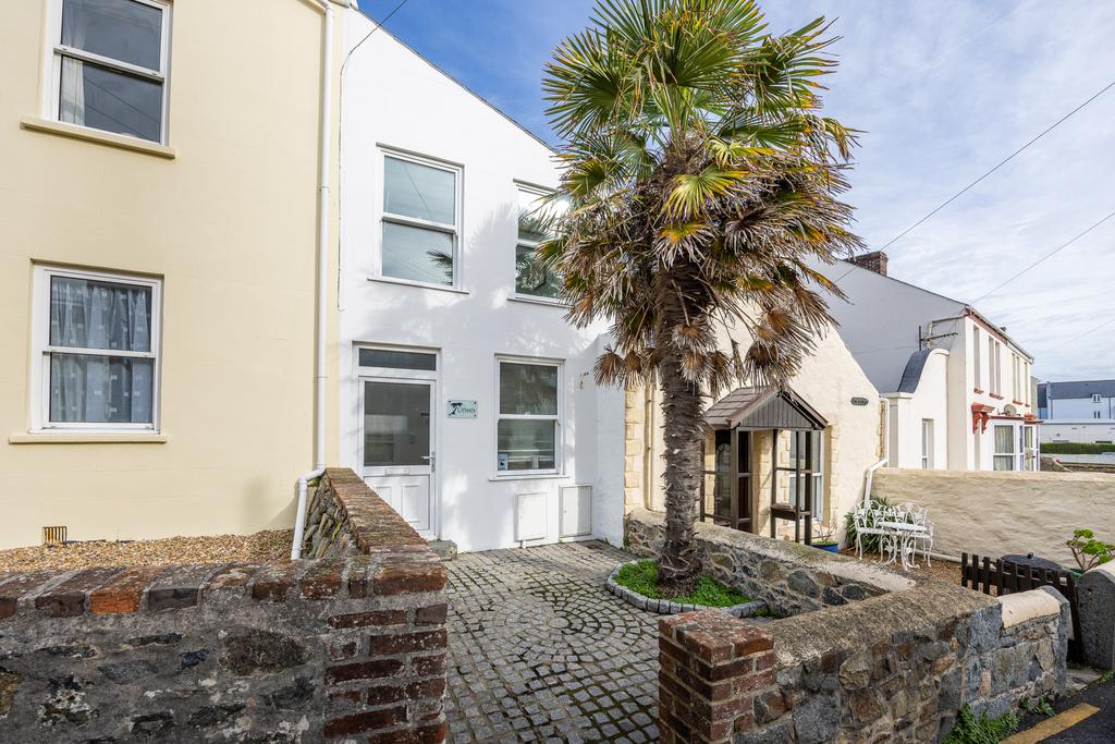 First Tower Lane, St. Peter Port... 2 bed terraced house £465,000