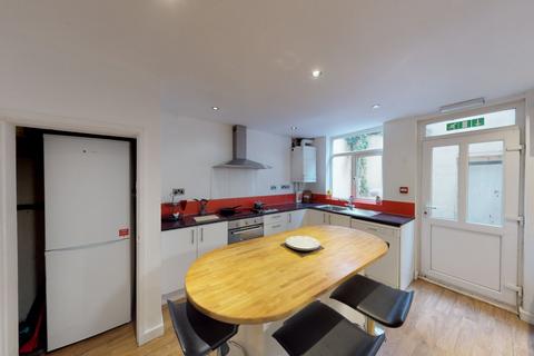 undefined, 6 Colville Villas, Nottingham, NG1 4HN