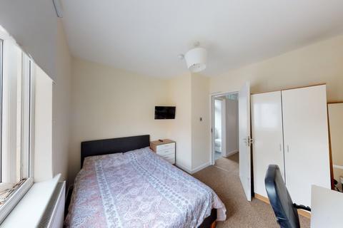 undefined, 6 Colville Villas, Nottingham, NG1 4HN