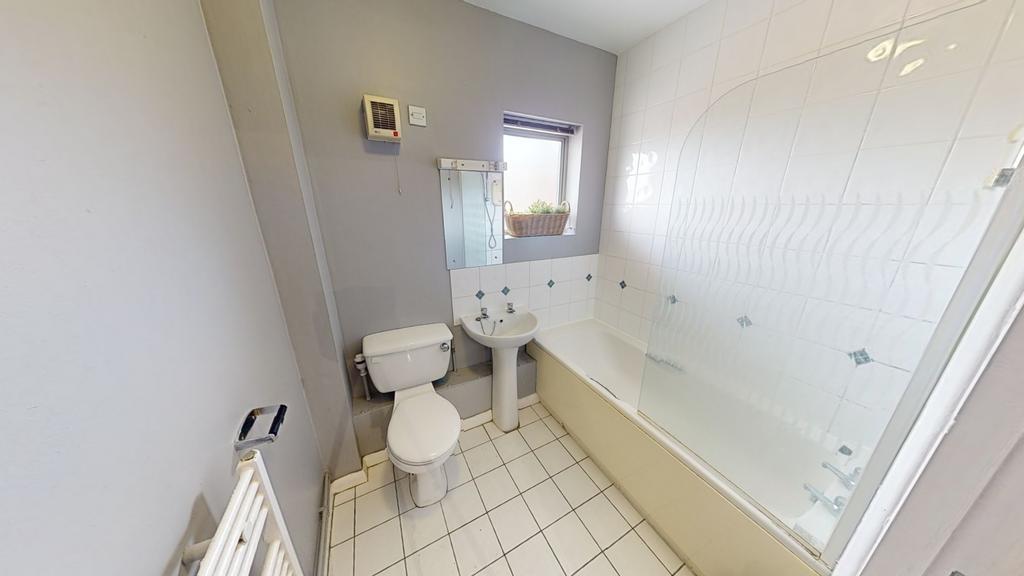 37 RVC bathroom