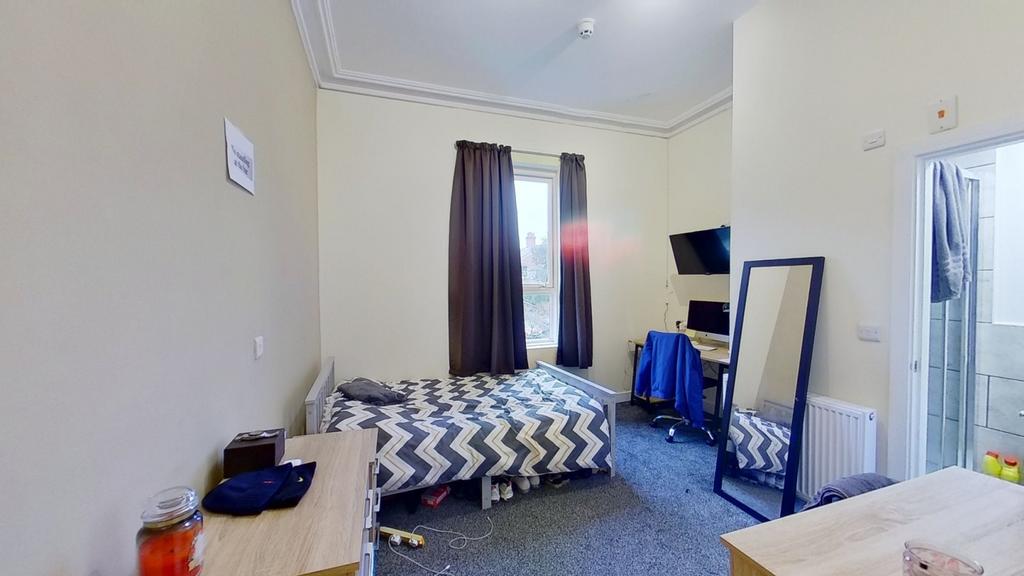 Apartment in Nottingham - View 5