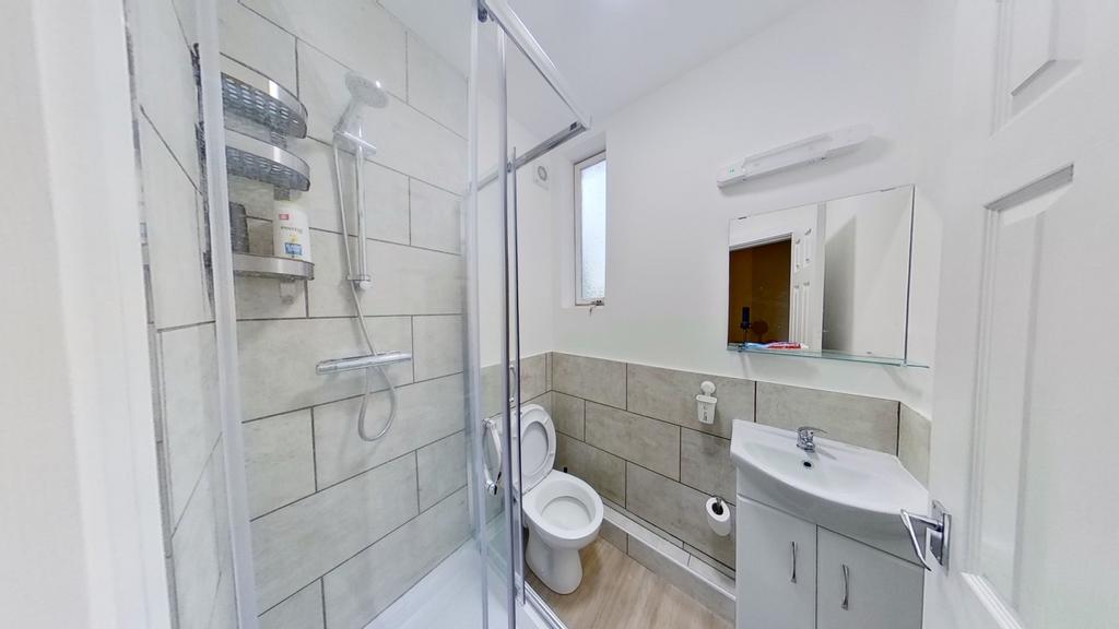 Apartment in Nottingham - More
