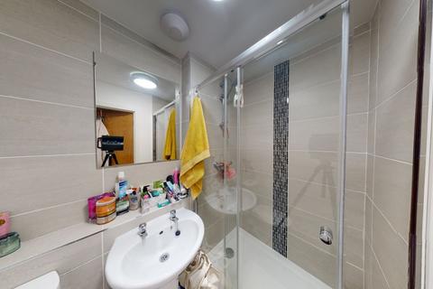 4 bedroom terraced house to rent, 17 Kilbourn Street, Nottingham, NG3 1BQ