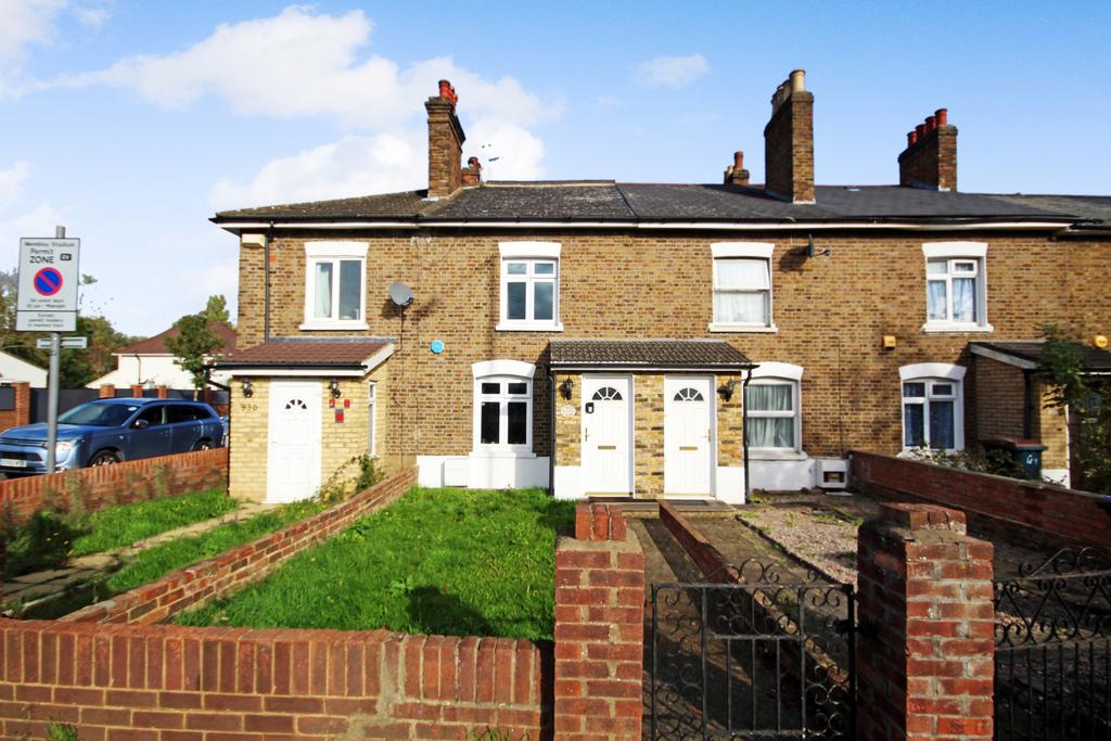 Harrow Road, Wembley, Middlesex HA0 3 bed terraced house for sale £