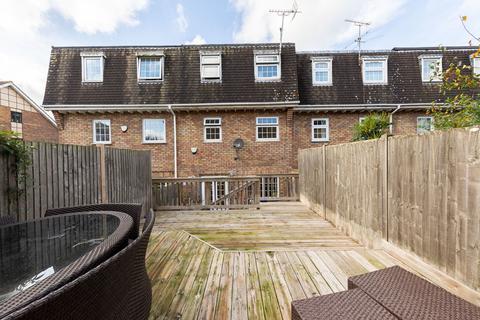4 bedroom terraced house for sale - Epping New Road, Buckhurst Hill, Essex