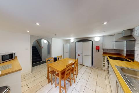14 bedroom detached house to rent, 18 Newstead Grove, The Arboretum, Nottingham, NG1 4GZ