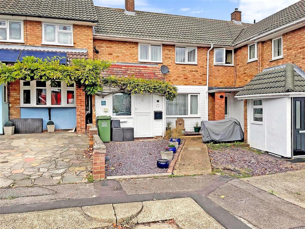 Curling Tye, Basildon, Essex 2 bed terraced house £315,000
