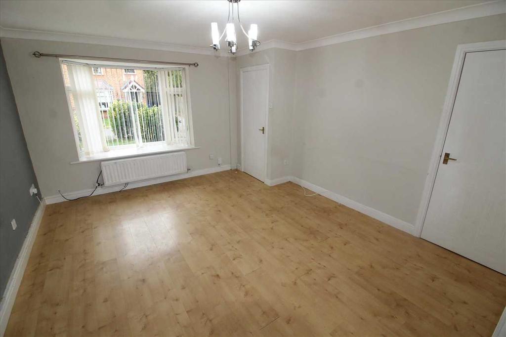 Riesling Drive, Kirkby 3 bed semidetached house for sale £159,000