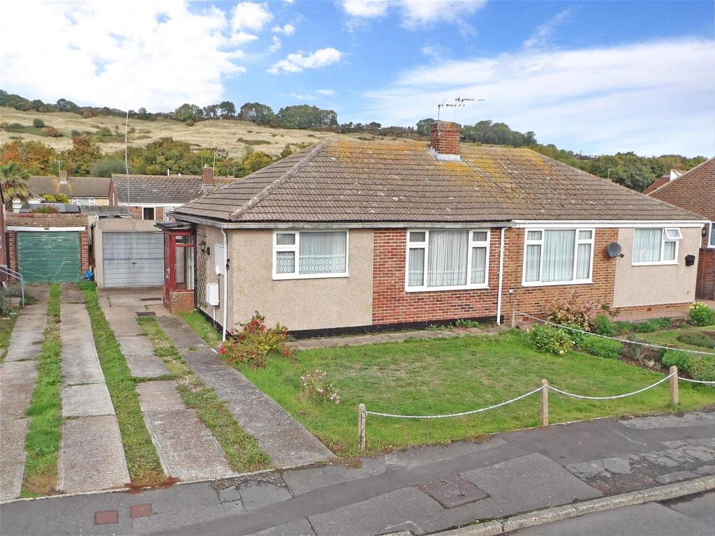 Romney Way, Hythe, Kent 1 bed semidetached bungalow £225,000