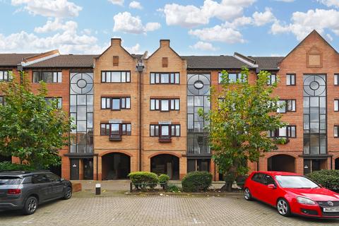 66 Amsterdam Road, London, E14 3JB