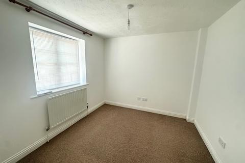 1 bedroom ground floor maisonette to rent, Cardinal Mews, Vestry Close, Andover