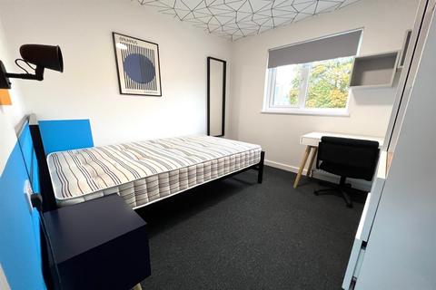 1 bedroom in a house share to rent, Leiden Road, Headington, OX3