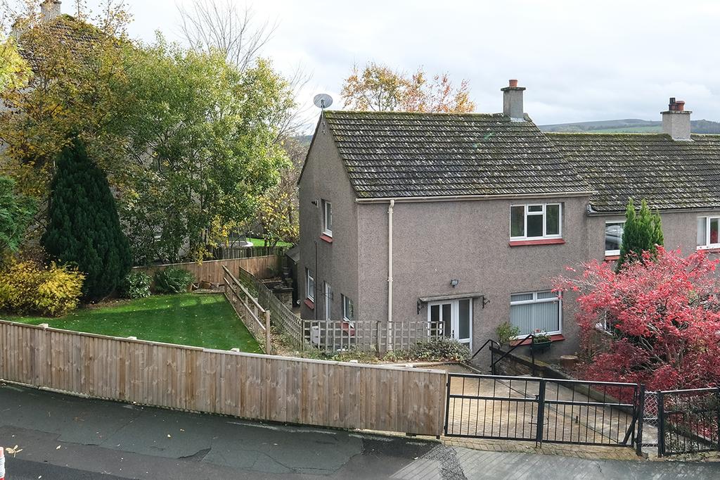 85 Langlee Drive, Galashiels TD1 2EA 3 bed semidetached house £120,000