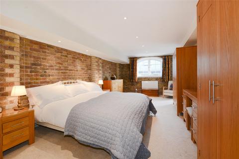 2 bedroom flat to rent, St. Saviours Wharf, 25 Mill Street, London