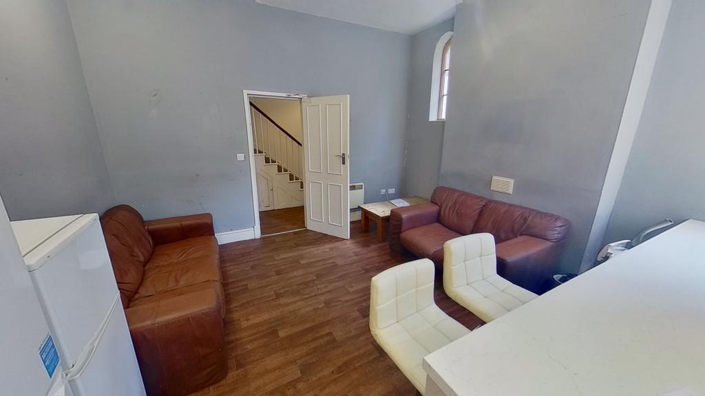 2-Colville-St-08042022 090001