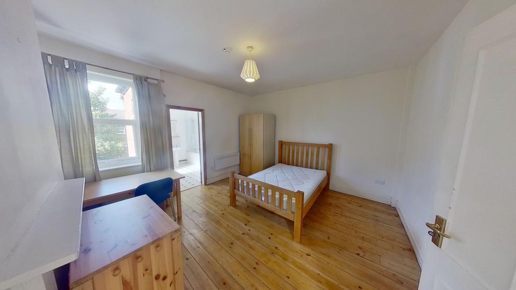 2-Colville-St-08042022 090413
