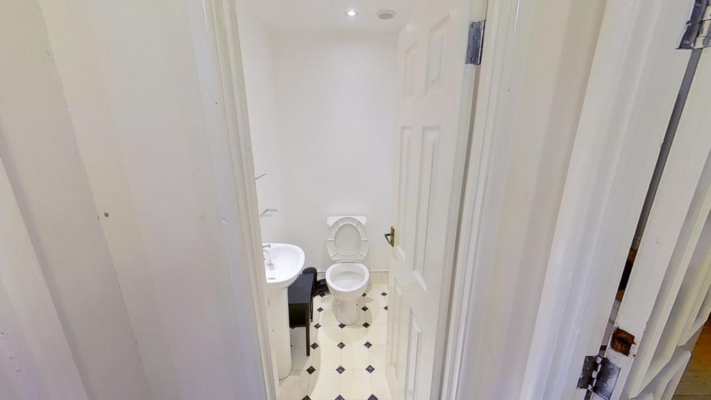 2-Colville-St-08042022 085904