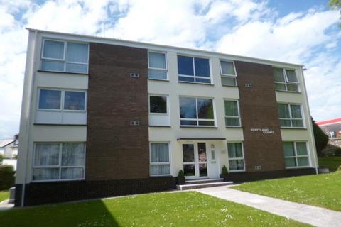 2 bedroom flat to rent, Portland Court. Barnstaple, Devon, EX32 9HF